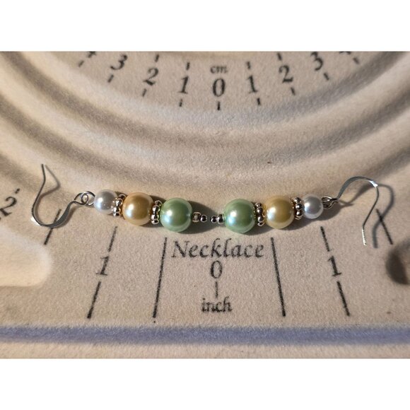 Handcrafted Faux Pearl Bead‎ Drop Earrings Green & Yellow Silver Tone Hooks - Picture 2 of 2